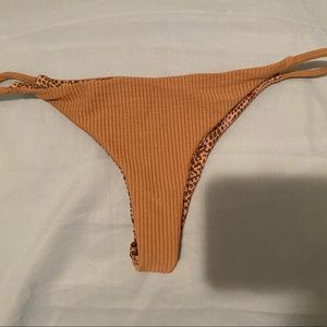ACACIA FINS BOTTOMS IN TAN (40 thru v)